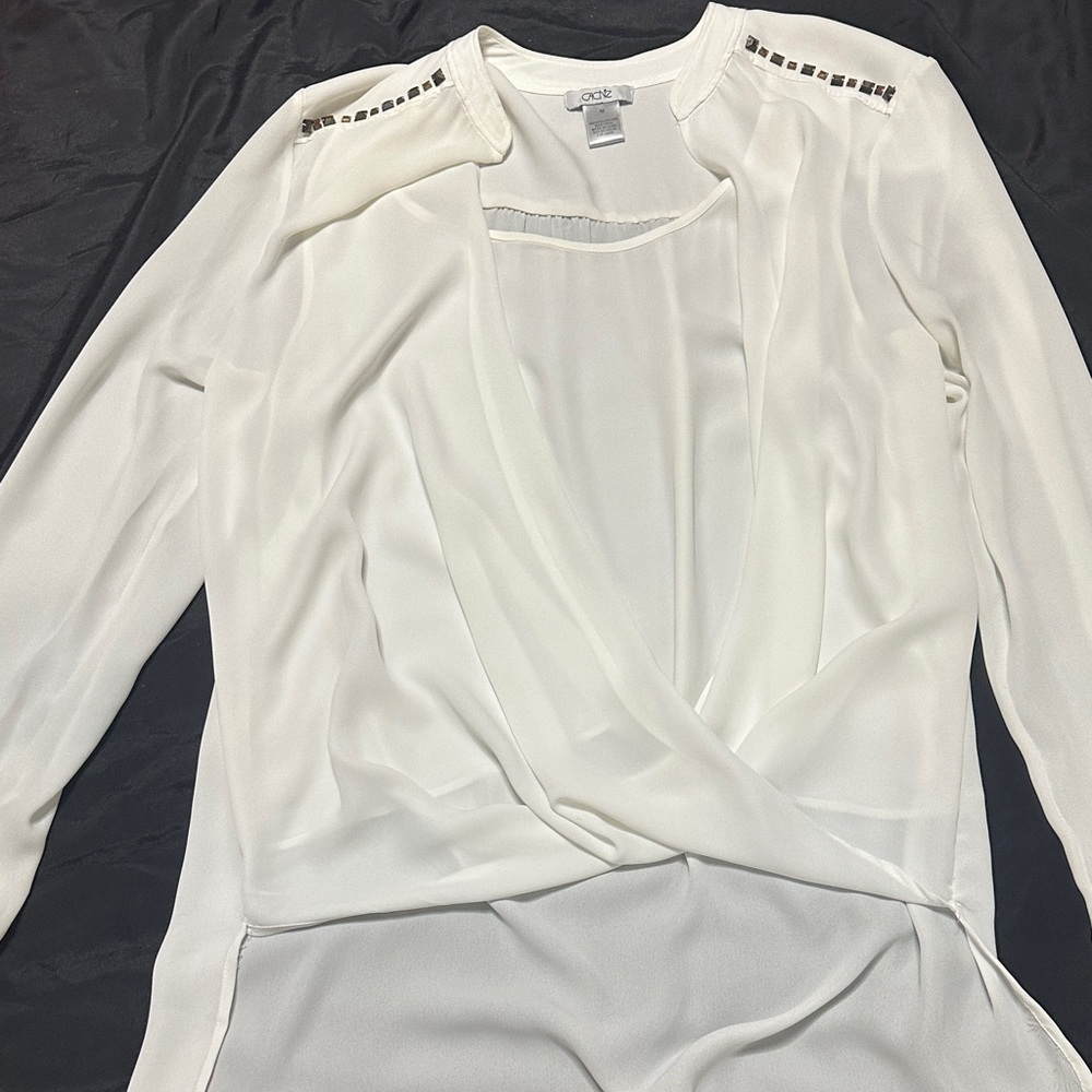 Cache White Blouse with Silver Accents